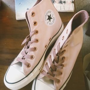 New Pink Converse Chuck Taylor All Stars Size 8